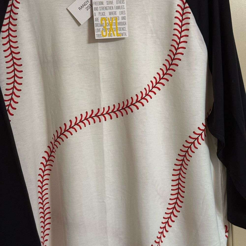 Women’s Randy LuLaRoe Black and White Long Sleeve Baseball Tee Size 3X NWT
